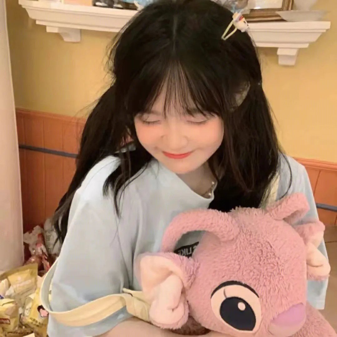 贬妻为妾十万铁骑跪接我登基